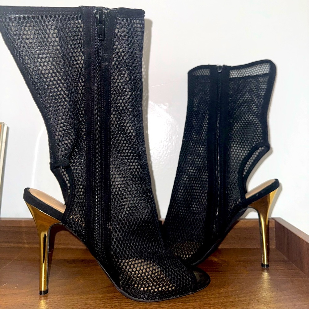 Meshy Boots